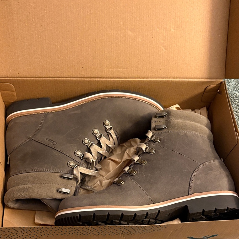 Chaco Women’s Cataluna Explorer Boot- Morel Brown- Size 8.5